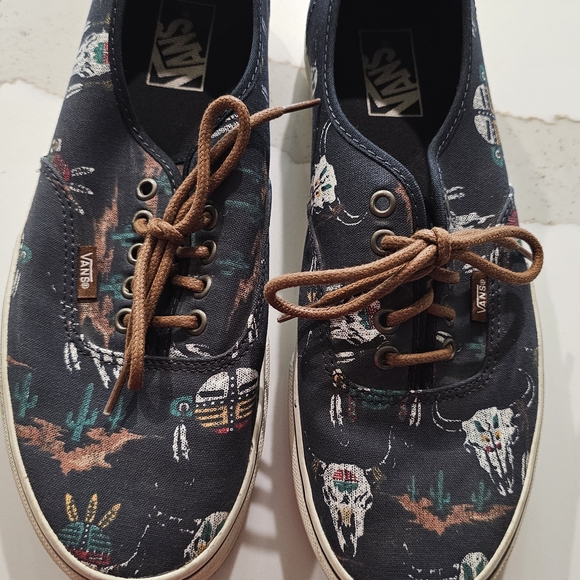 Vans Other - Vans Black Canvas Low-Top Sneakers with Brown Laces and Southwestern Print